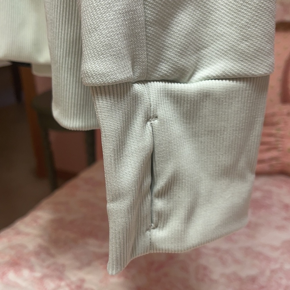 Adidas Pure Amplify Running Jacket Size Medium - image 2